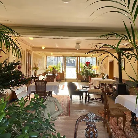 Πανσιόν Domaine De France