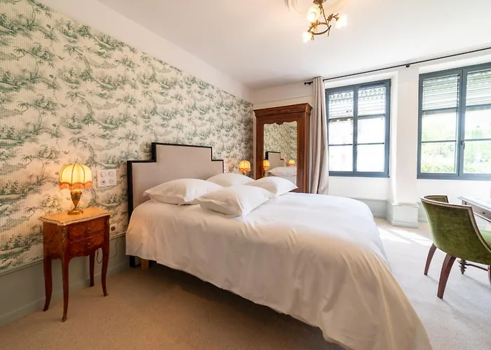 Domaine De France 3* Cunfin